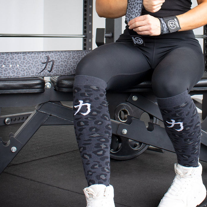 Dark Leo Wrist Wraps and Deadlift / Weightlifting Socks Bundle - Strength Shop